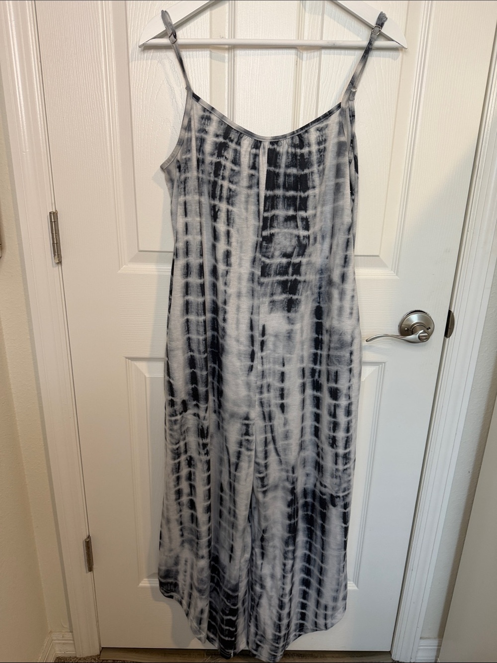 SHEIN blue  & White Tie-Dye romper/jumpsuit with wide legs . Size large